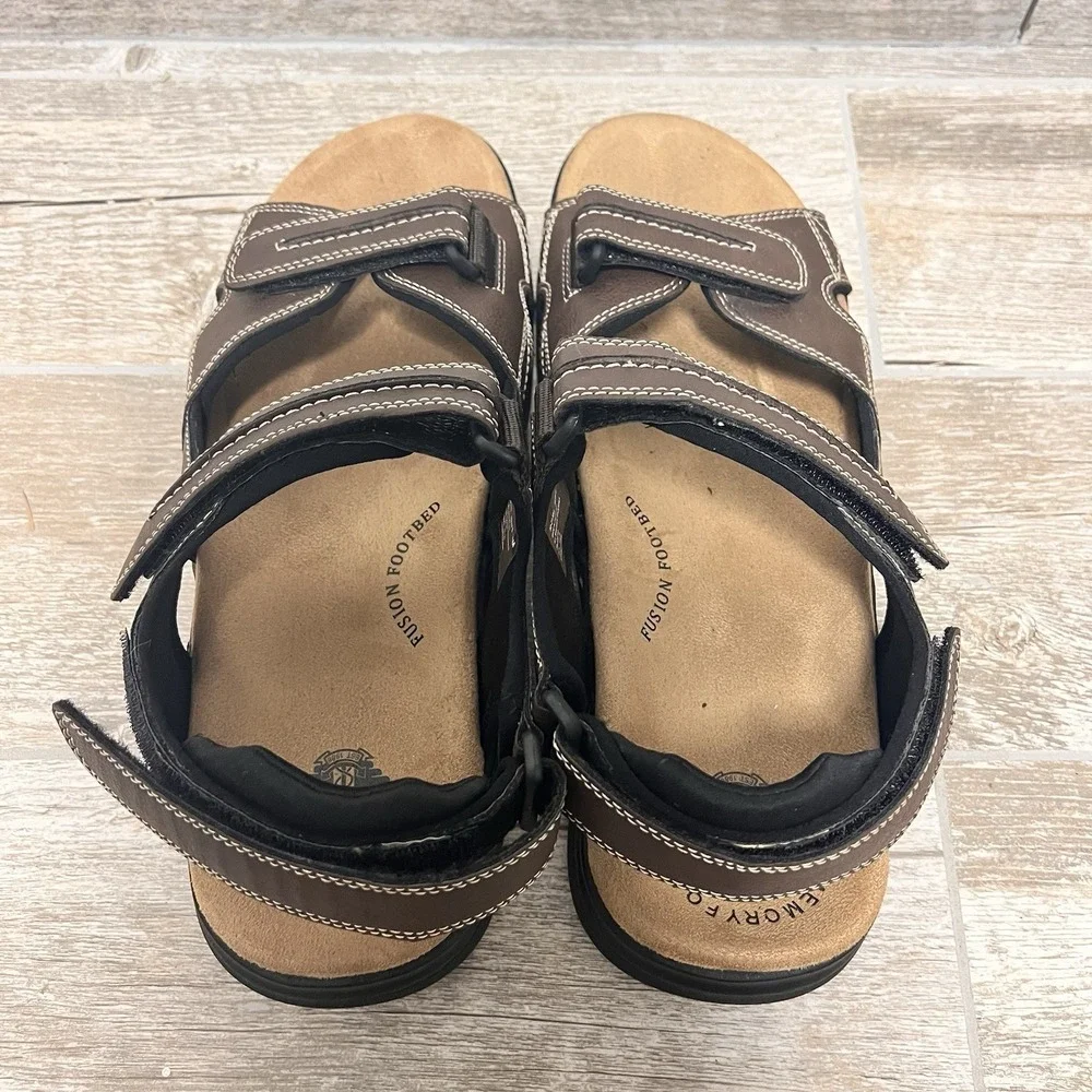 NEW Dockers Sandals Newpage Shoe Men's Size 13M‎ Brown Memory Foam Comfort Flats
